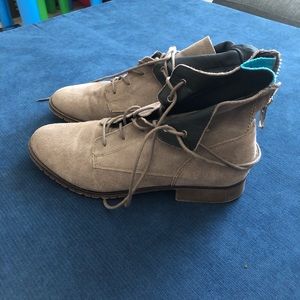 Womens boots